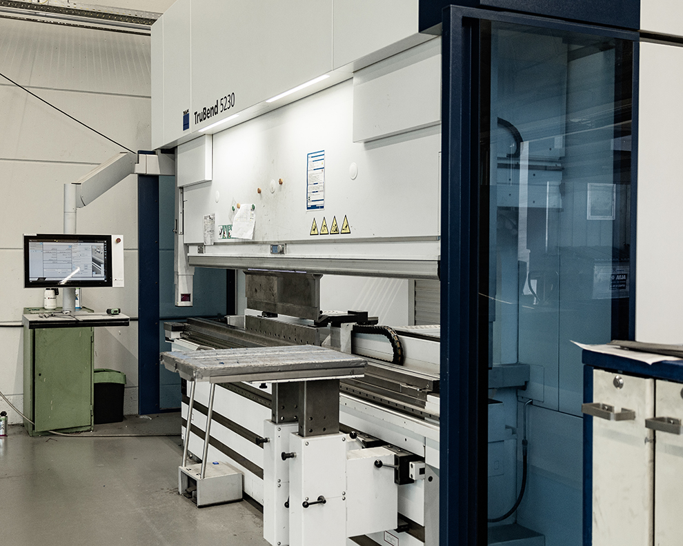 Abkantpresse Trumpf Trubend für exakte Kant- und Biegeleistungen für Metall, von Dünnblech, Aluminium bis hin zu Edelstahl und anderen Metallen